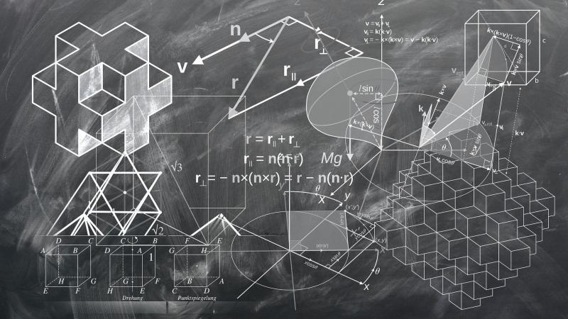 The ubiquity of Hyperbolic Geometry